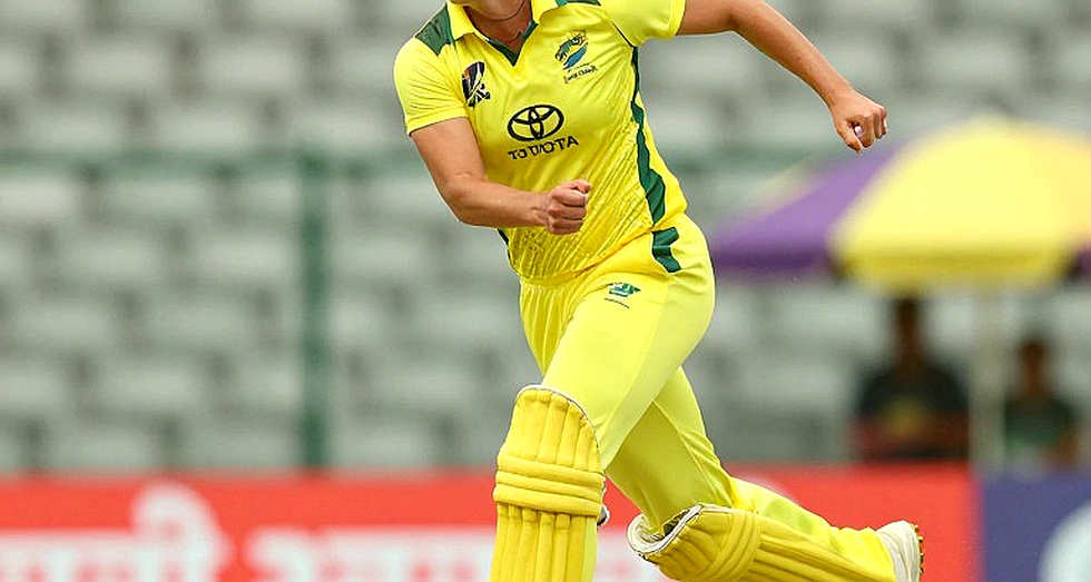 The Bowling Consultant's Frame-Log: Shaun Tait, the PCB, and the Silent Recurrence of the Coaching Market