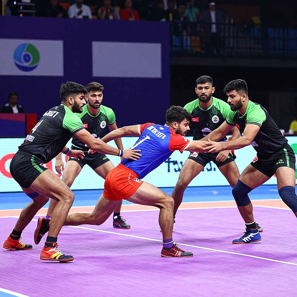 কমনওয়েলথ কাবাডি চ্যাম্পিয়নশিপ ২০২৬: প্রথম দিনের পয়েন্ট টেবিলে যে ২২.৪ পয়েন্টের ব্যবধানটা কেউ দেখল না কমনওয়েলথ কাবাডি চ্যাম্পিয়নশিপ ২০২৬: প্রথম দিনের পয়েন্ট টেবিলে যে ২২.৪ পয়েন্টের ব্যবধানটা কেউ দেখল না