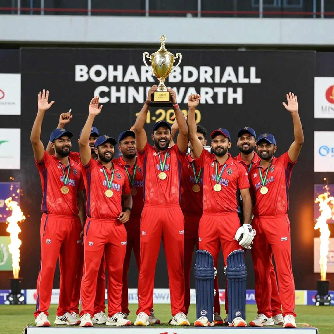 ফাঁকা পাতা থেকে ফাইনাল: বাংলাদেশের নারী ইস্পোর্টস আর্কাইভ গড়ার গল্প