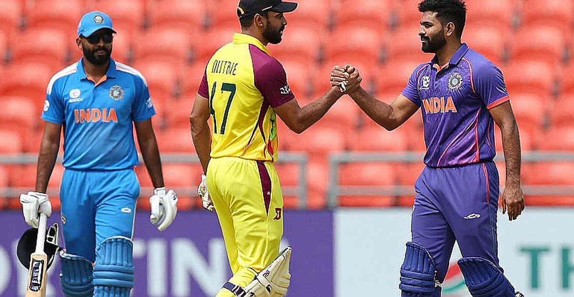 চার-সতেরো: আবুধাবির ধুলোয় রশিদের খাতা আর আতালের ১১০ বল