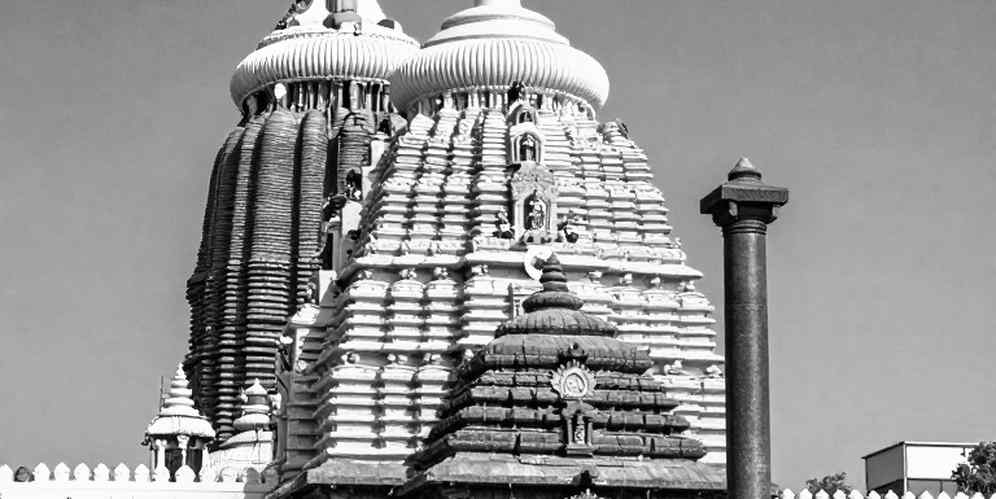 একটি খালি নোটবুক, ছত্রিশ দল আর পঞ্চাশ মিলিয়ন রুপিয়া: ইন্দোনেশিয়ার ক্যাম্পাস ভলিবলে 'জাতীয় মঞ্চ'-এর হিসাব একটি খালি নোটবুক, ছত্রিশ দল আর পঞ্চাশ মিলিয়ন রুপিয়া: ইন্দোনেশিয়ার ক্যাম্পাস ভলিবলে 'জাতীয় মঞ্চ'-এর হিসাব
